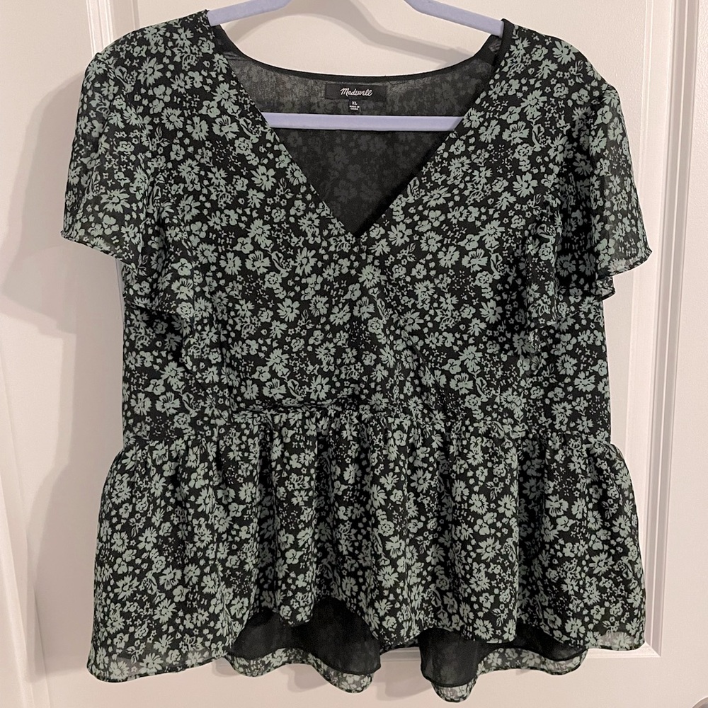Madewell green floral top with flounce sleeves size XL